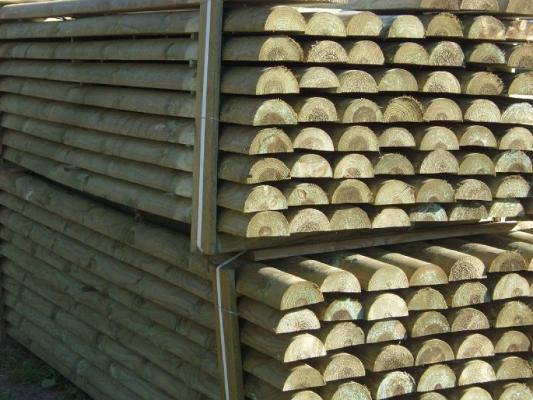 Poteaux semi-circulaires en bois résineux - fraisés imprégnés - dia. 10