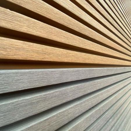 Kleuroverzicht Fiberdeck WEO 35 composiet gevelbekleding in de uitvoeringen Teak, Ipé, Silver Grey en Anthracite