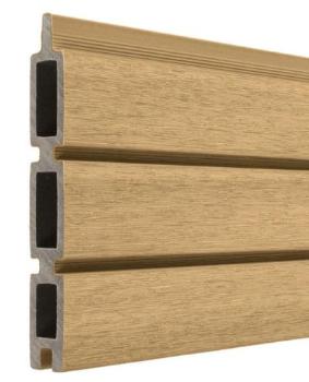 WPC gevelplank Boston Modern Cedar met realistische houtnerf en co-extrusie beschermlaag.