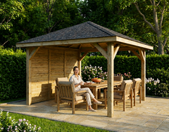 Kiosque en pin imprégné