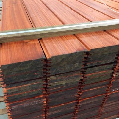 Mooie kwaliteit tand en groefplanken padouk